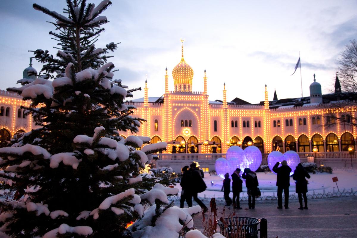 picture of Tivoli with lights at Christmas
