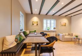 Hyggelig opholdsstue  på Danhostel Rønde