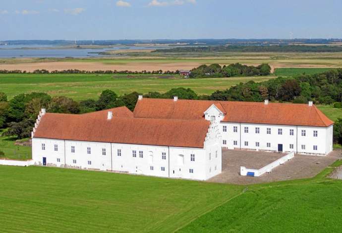 Vitskøl Kloster i Himmerland bliver medlem af Danhostel
